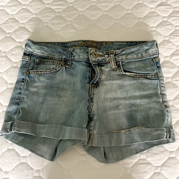 Arizona shorts - Picture 3 of 5